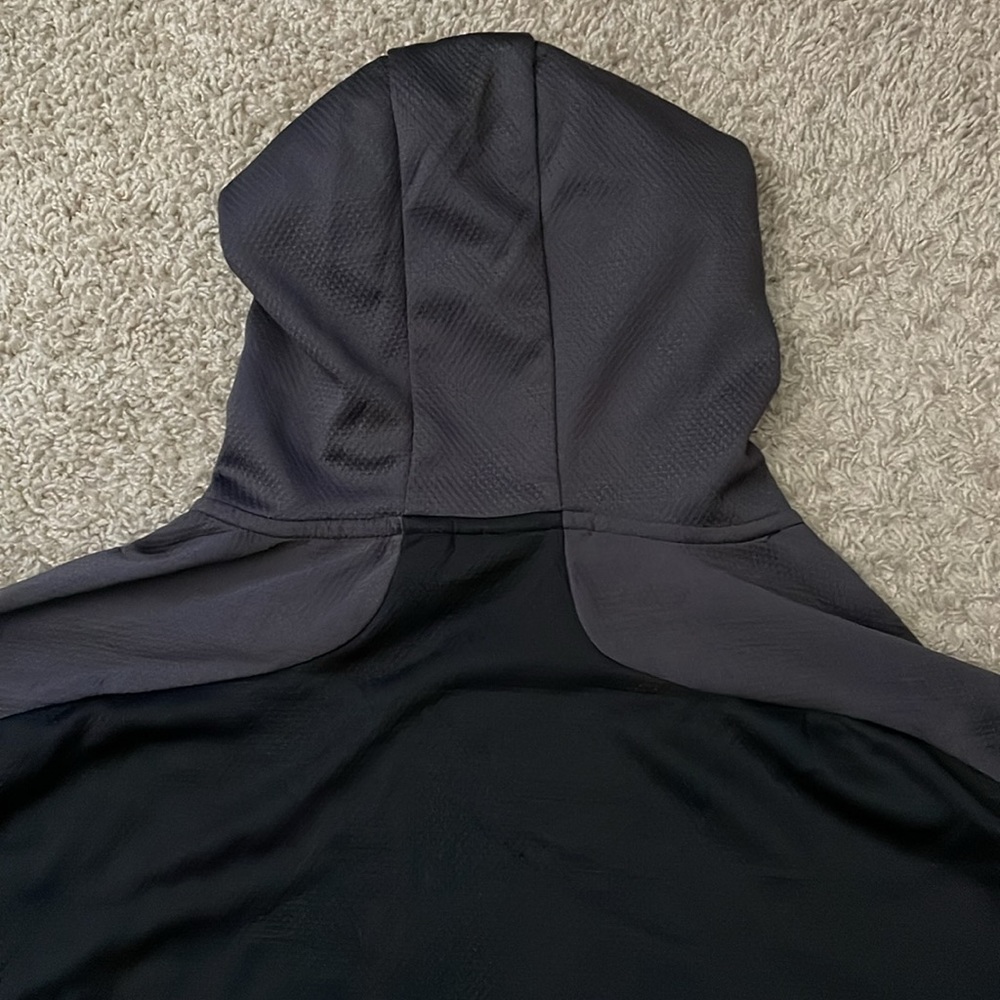 EUC Men’s Marvel The Punisher Black/Dark Gray Hoodie Size XL - Picture 8 of 9